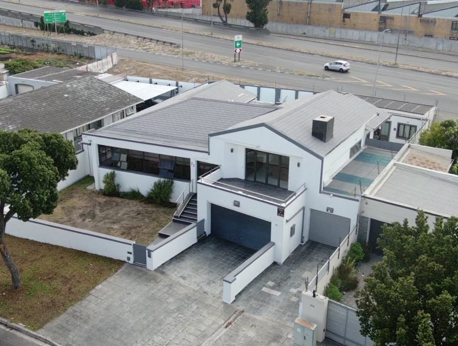 To Let 2 Bedroom Property for Rent in Newfields Western Cape